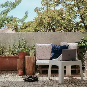Erasmus House - Guest house